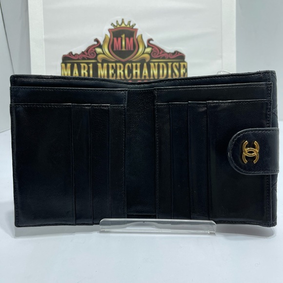 Chanel Quilted double flap wallet  in black lambskin leather. - Picture 10 of 16